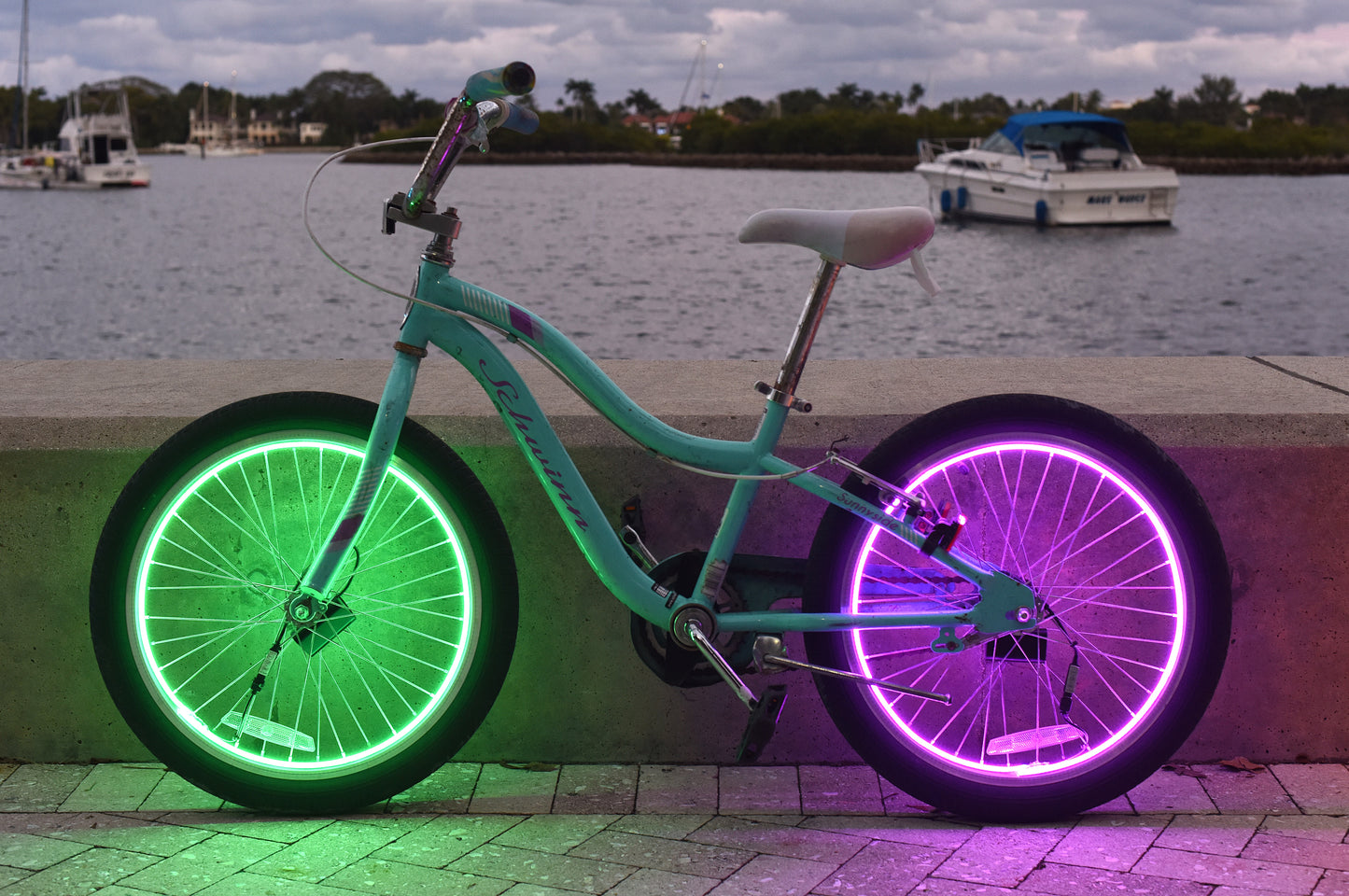 VeloGlow Multi Color Wheel Light Kit